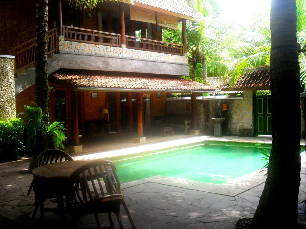 Sunrise Hotel Beach Pangandaran Oda fotoğraf